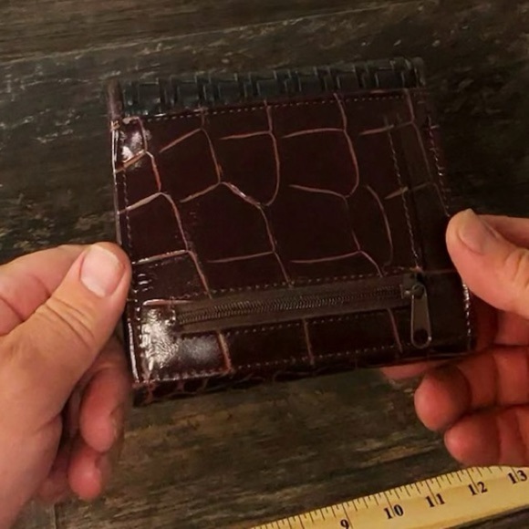 Brown and Black Croc-Embossed Wallet - Picture 11 of 12